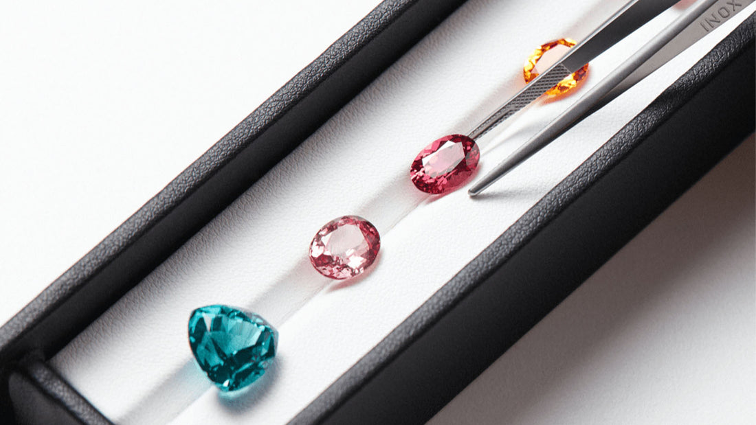 【ルビー・サファイア・エメラルド】ブシュロンの人気ジュエリー・カラーストーンについて解説！