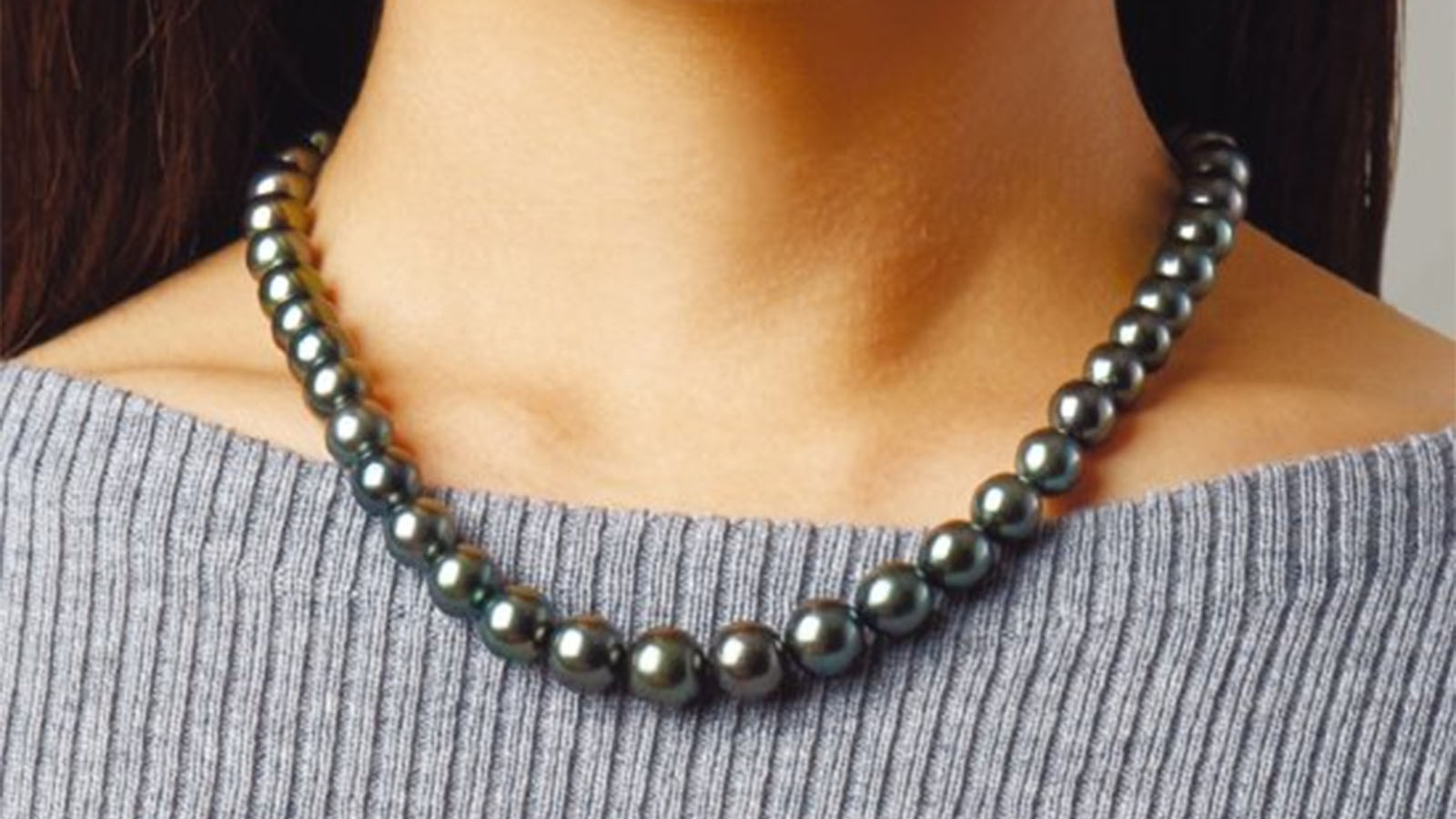 黒蝶真珠のランクと「黒真珠」との違いを解説！最高品質ラグーンやピーコックとは？