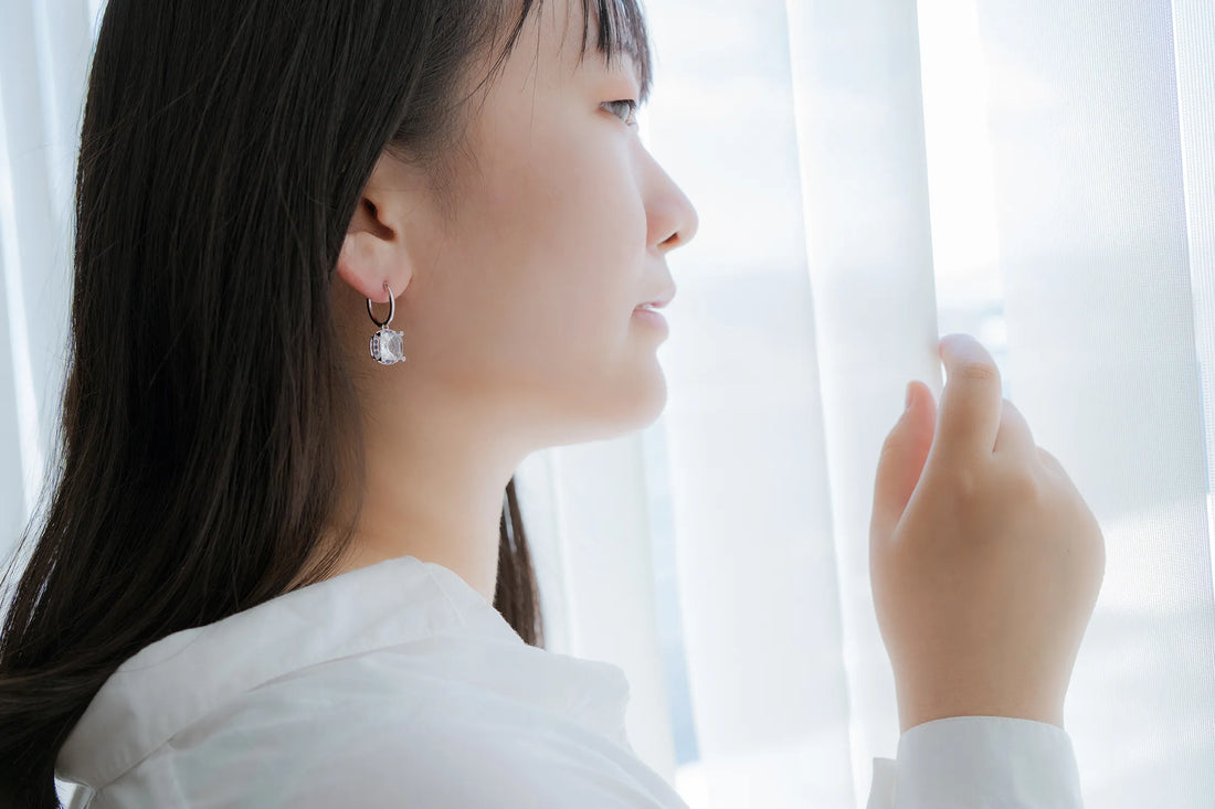 【ピアスの選び方】顔の形別に解説｜似合うデザインとバランスよく見せるコツ