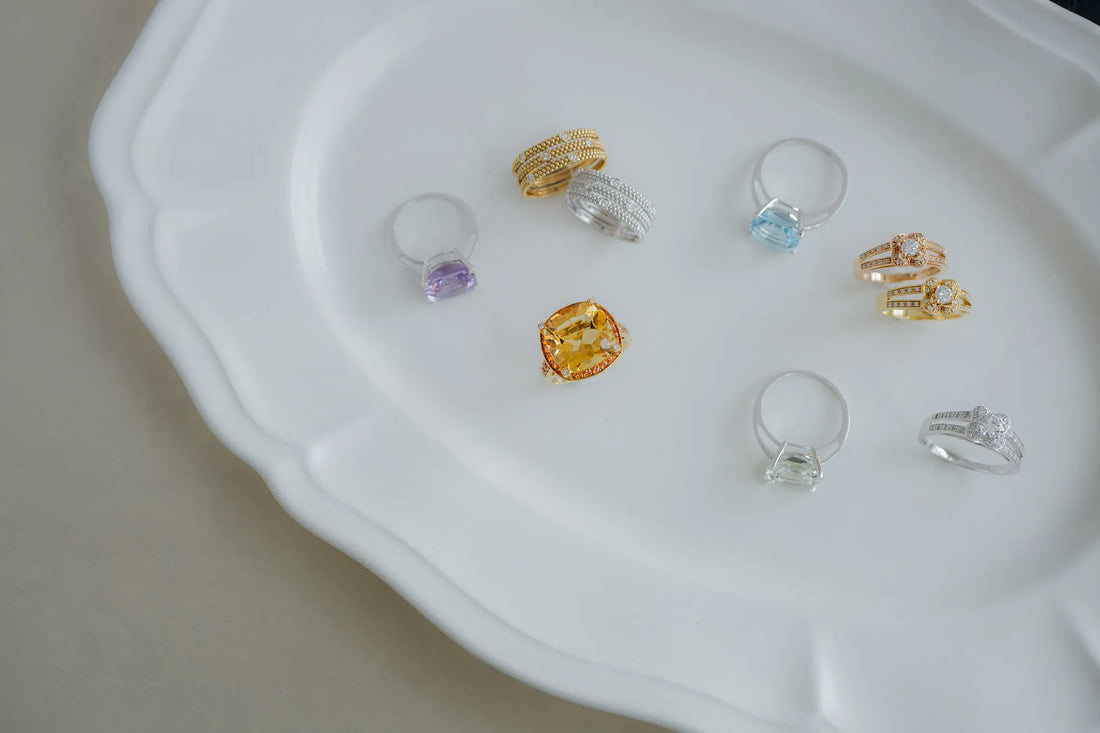 黄水晶のぬくもりを指先に。モーブッサン「クルール ダムール」シトリンリング