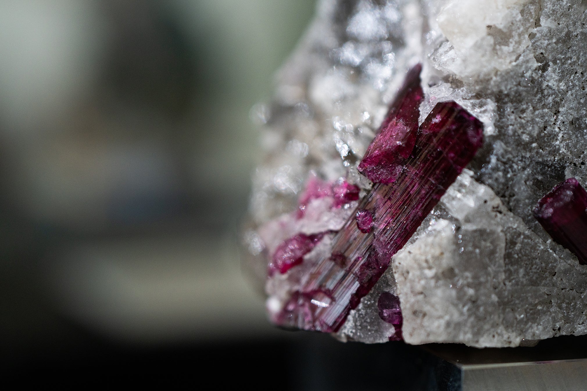 【第1回】宝石の先にある世界――Akarが語る、ファインミネラルというアート