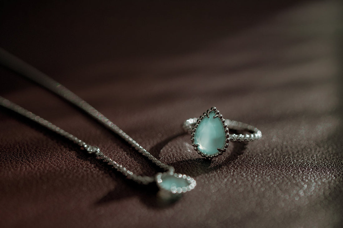 【夏に着用したいジュエリー】薄着の季節は爽やかなブルーのサマージュエリーを！オススメの色石8選