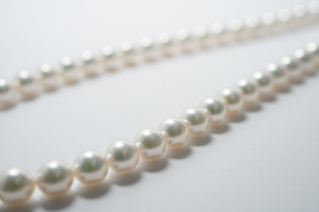 アコヤ真珠の調色と無調色の違いを解説！調色をすることで価値は下がるの？希少なナチュラルホワイトって高級品なの？