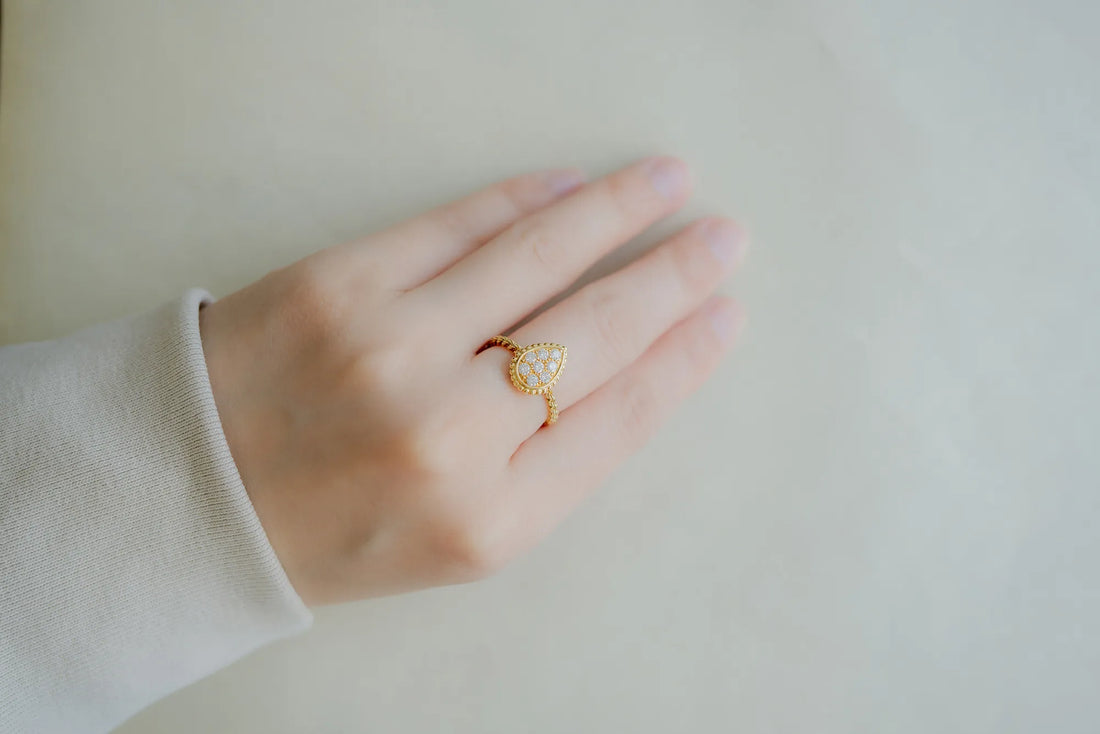 當真あみさんが「特に心惹かれた」ブシュロン セルパンボエム ―― オフィーリアを纏う、しなやかな意志のジュエリー