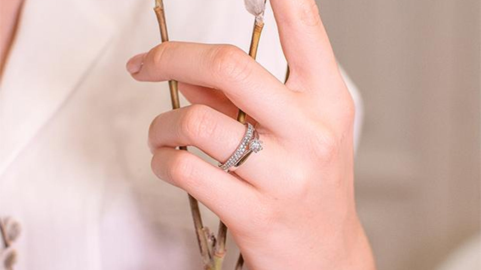 パリ五大宝飾の一角、モーブッサンってどんなブランド？