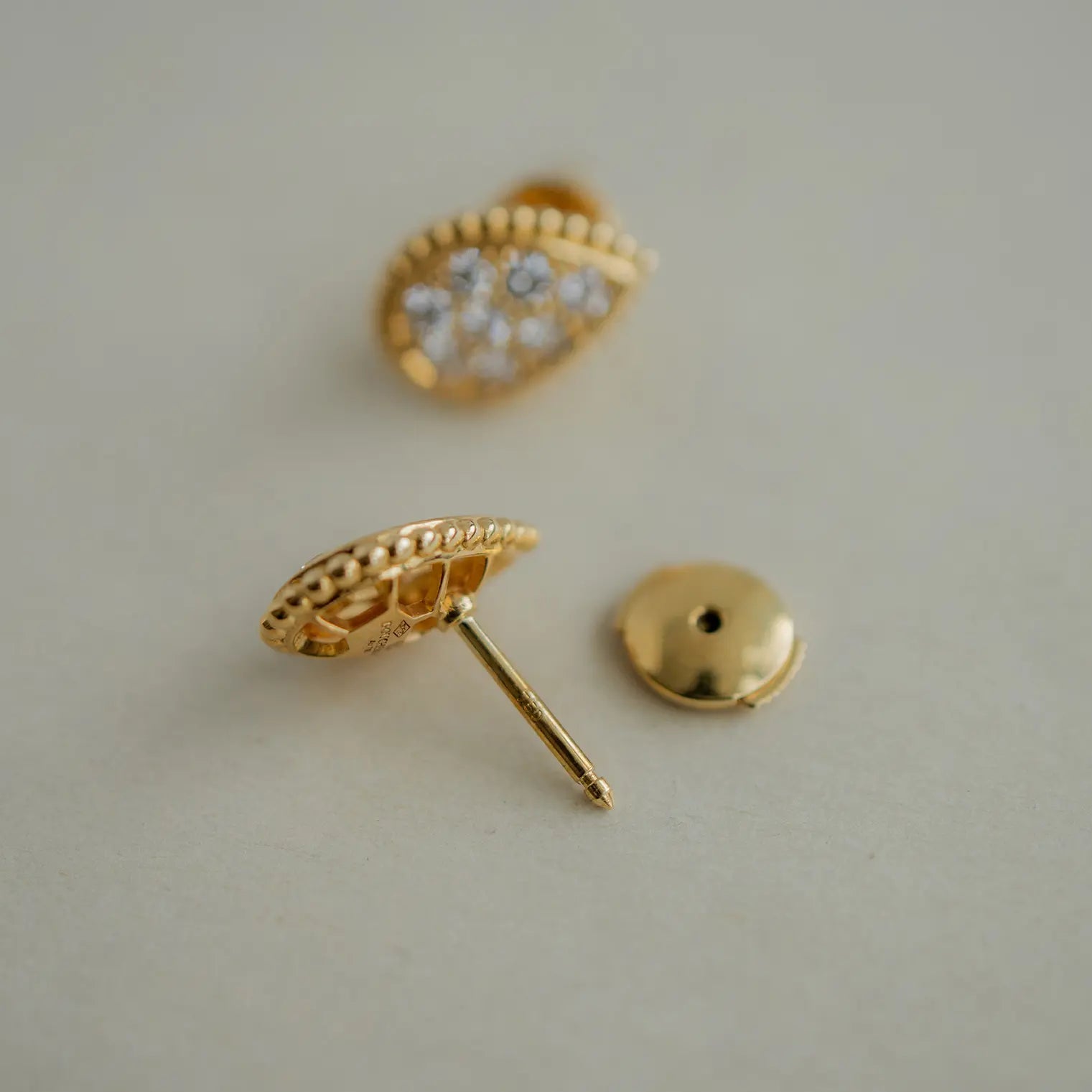 BOUCHERON ブシュロン セルパンボエム スタッズイヤリング イエローゴールド スモール JCO00962