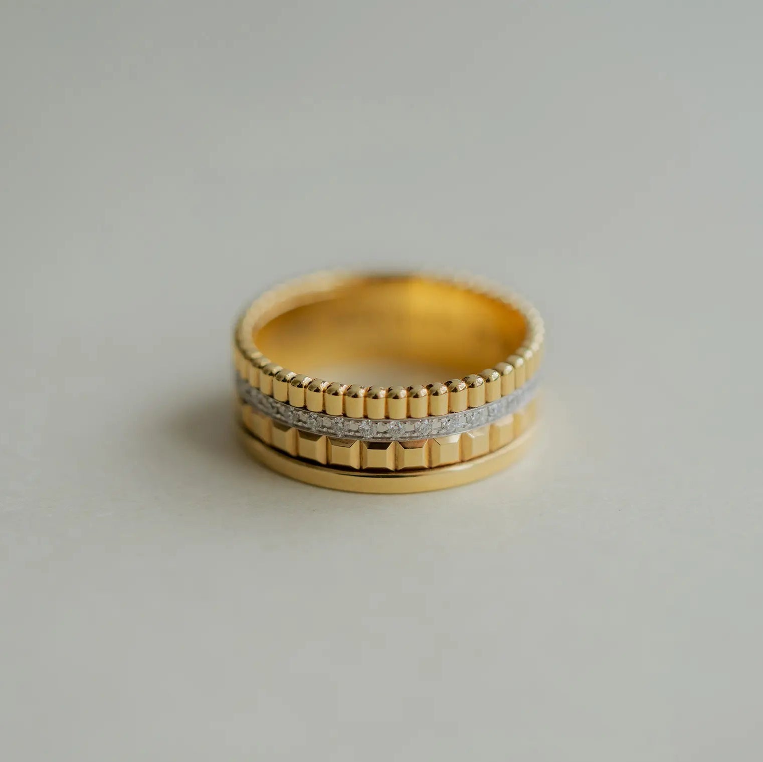 BOUCHERON ブシュロン キャトル ラディアント ダイヤモンド リング イエローゴールド スモール JRG02487