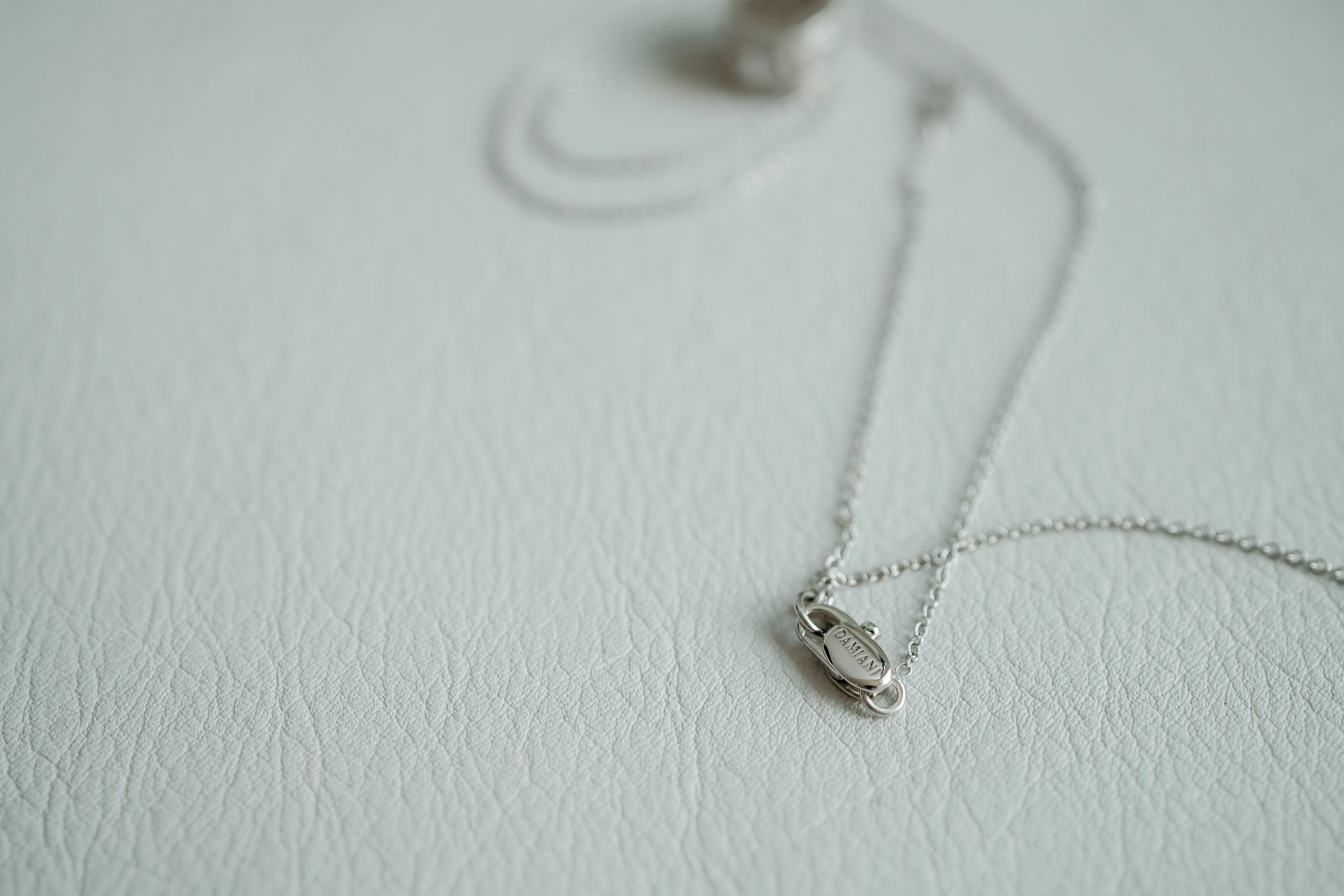 ダミアーニ ベル エポック・リール ホワイトゴールド、ダイヤモンド、ネックレス 5,7 mm 20094032