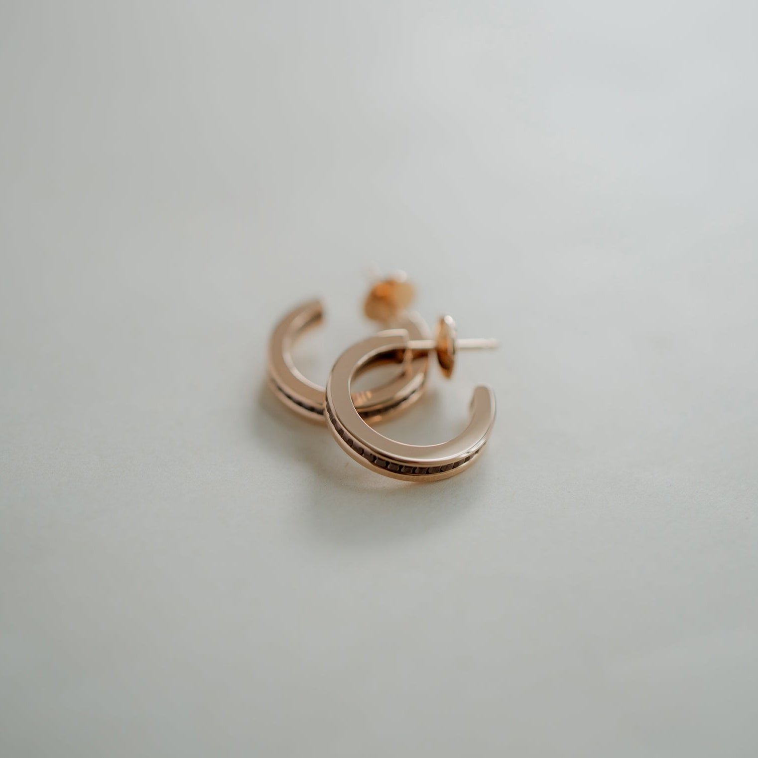 BOUCHERON ブシュロン キャトル クラシック フープイヤリング ハーフ JCO01598