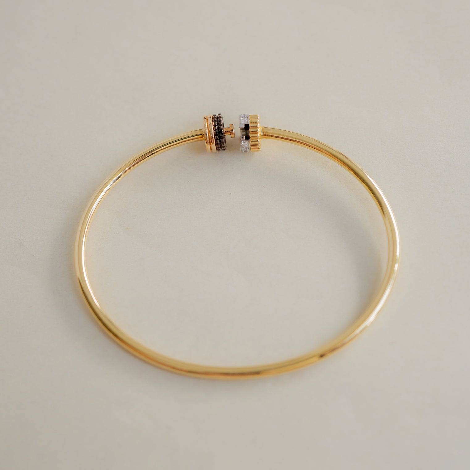 BOUCHERON ブシュロン キャトル クラシック 1モチーフ バングル JBT00934