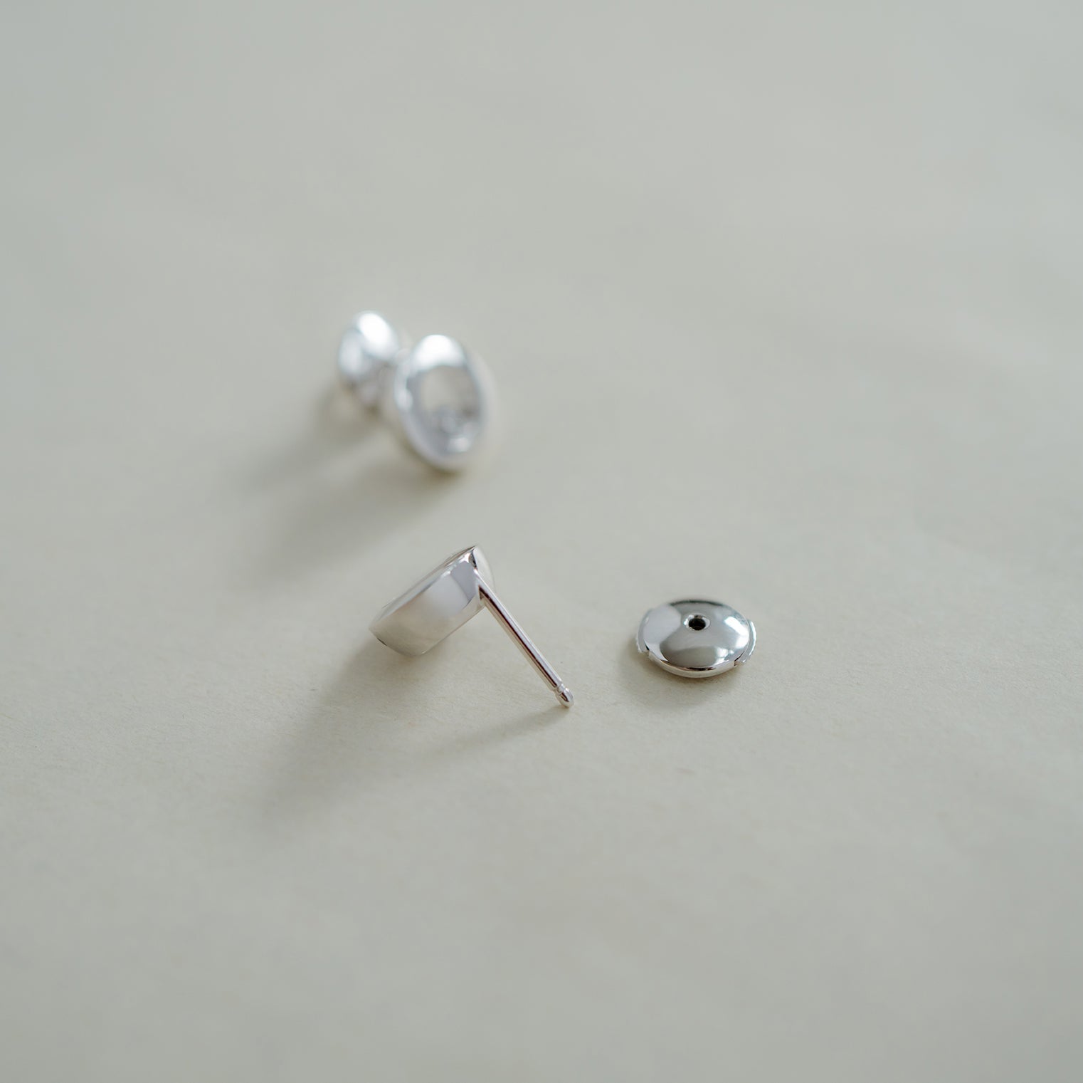 ショパール ハッピーダイヤモンド アイコン ラウンド STピアス　83A017-1001