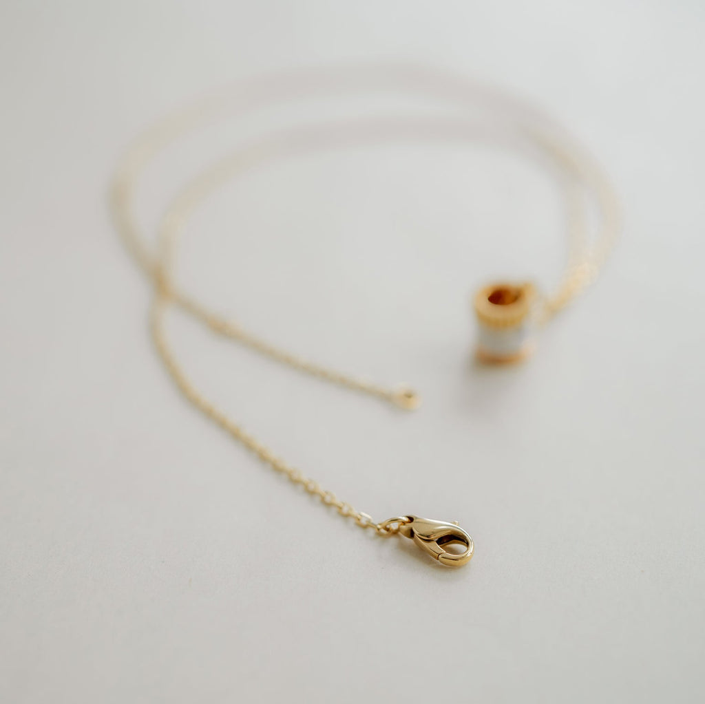 BOUCHERON ブシュロン キャトル ホワイト ペンダント スモール JPN00550