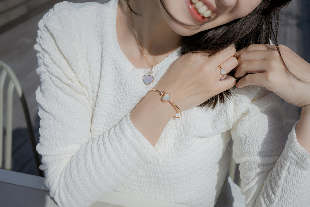 ショパール ハッピーハート バングル(MOP) @857482-5300