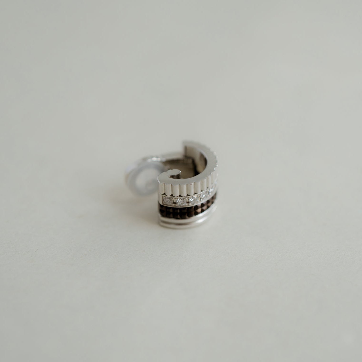 BOUCHERON ブシュロン キャトル ブラック シングル クリップイヤリング スモール JCO01475