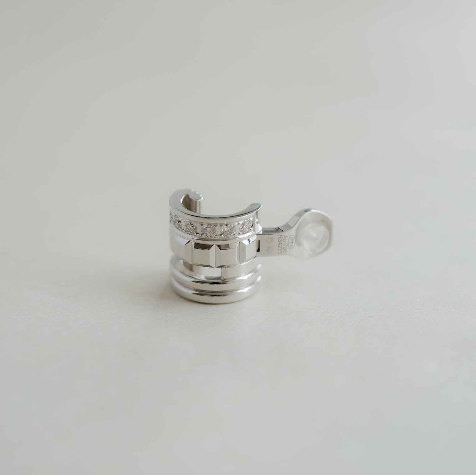 BOUCHERON ブシュロン キャトル ラディアント オープンロー シングル クリップイヤリング ホワイトゴールド JCO01476