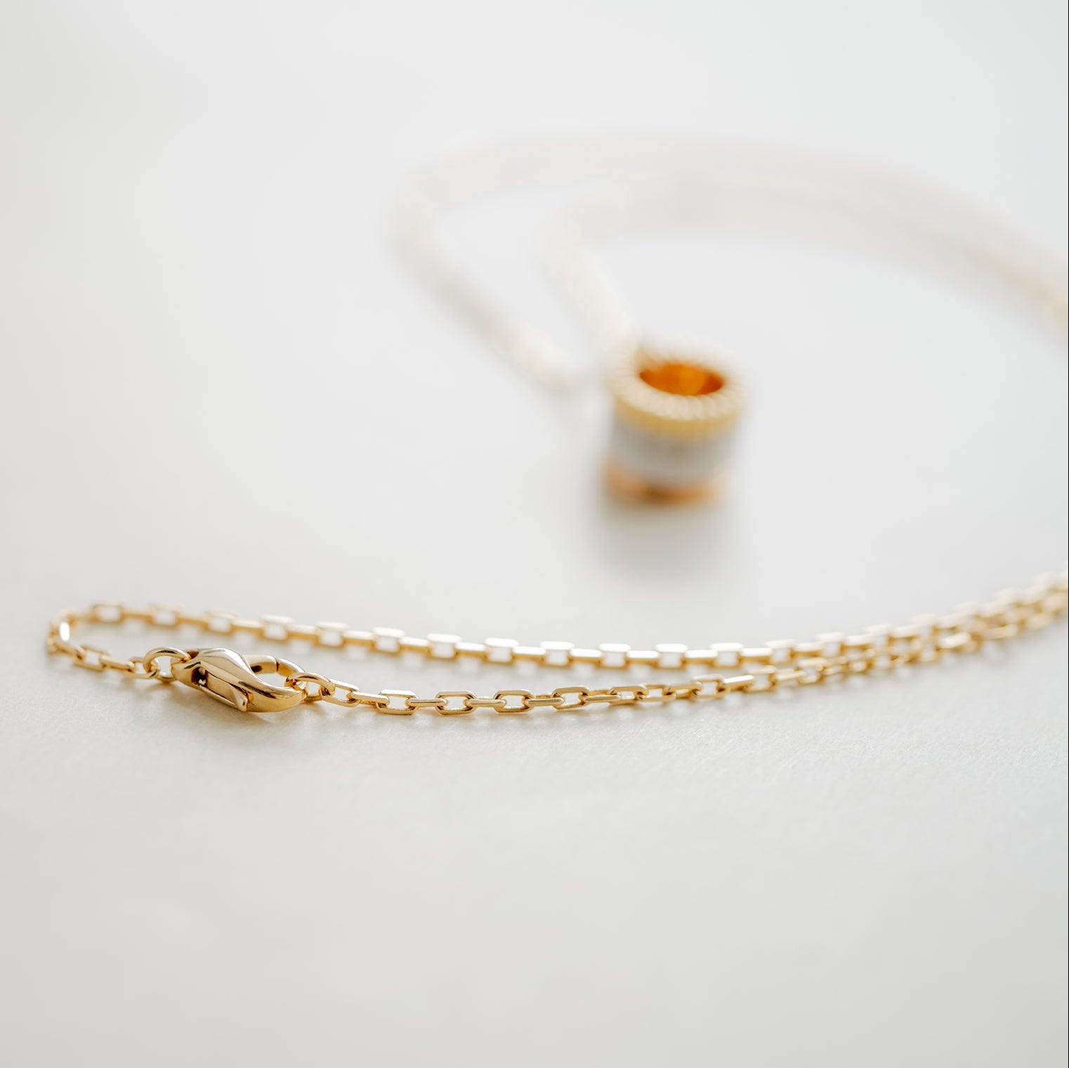 BOUCHERON ブシュロン キャトル ホワイト ペンダント ラージ JPN00375