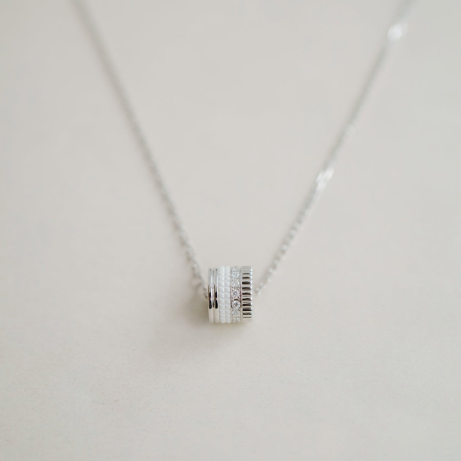 BOUCHERON ブシュロン キャトルダブル ホワイト ペンダント ラージ