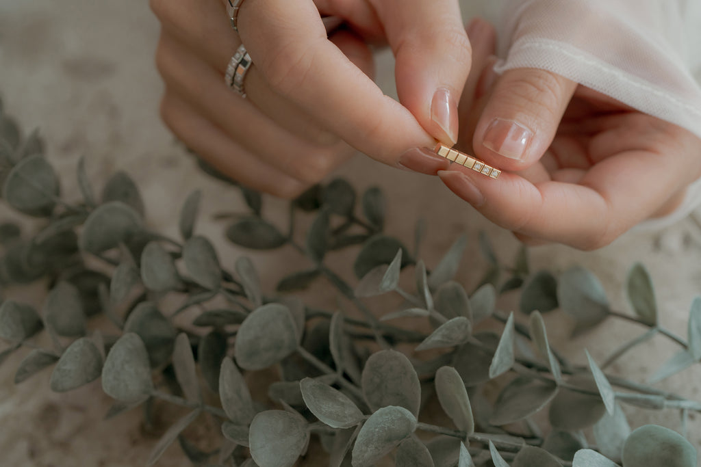 ショパール アイスキューブ ピアス @837702-5002