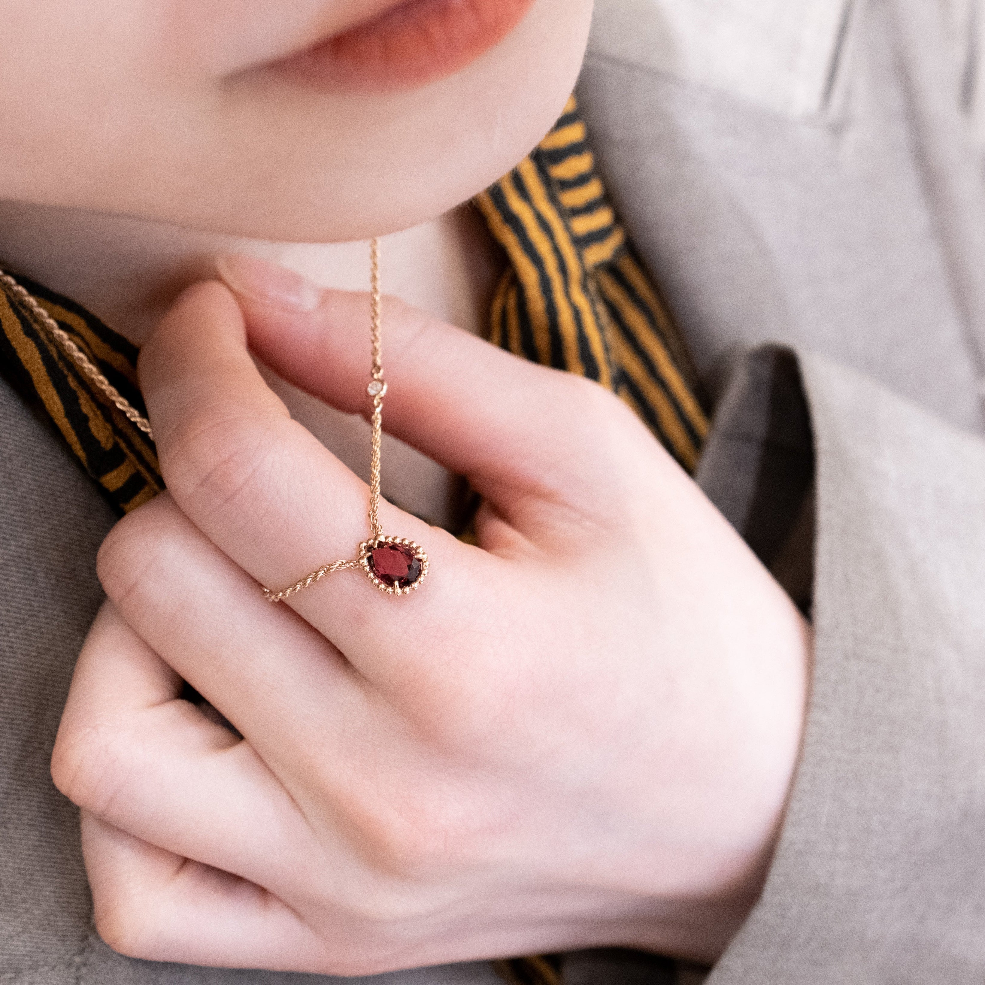 BOUCHERON ブシュロン SERPENT BOHÈME RHODOLITE GARNET セルパン