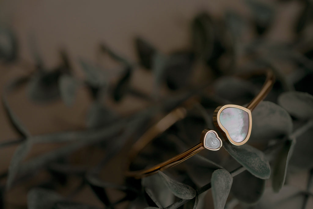 ショパール ハッピーハート バングル(MOP) @857482-5300