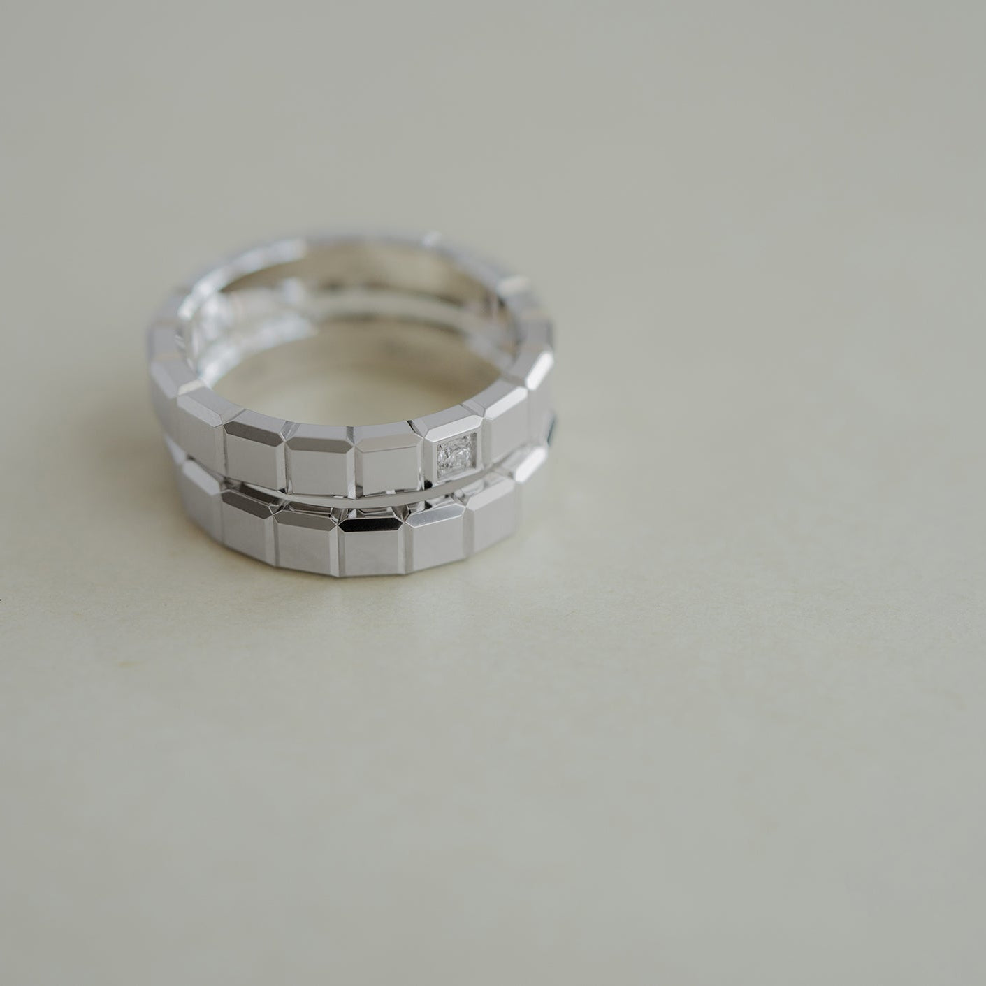 ショパール アイスキューブ ホワイトゴールド リング @829834-1069