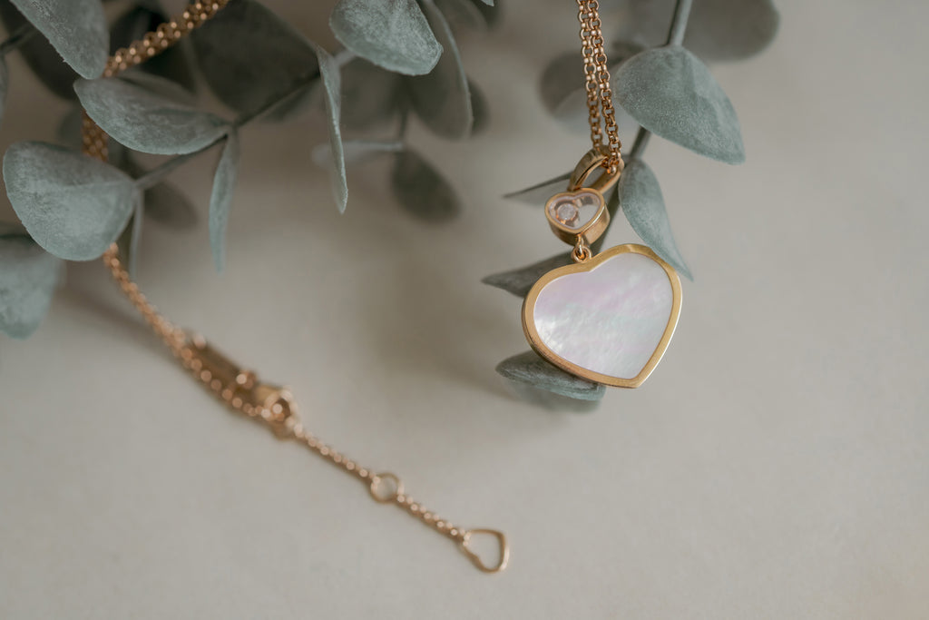 Chopard ショパール マイ ハッピーハート シェル　ネックレス 81A086-5301