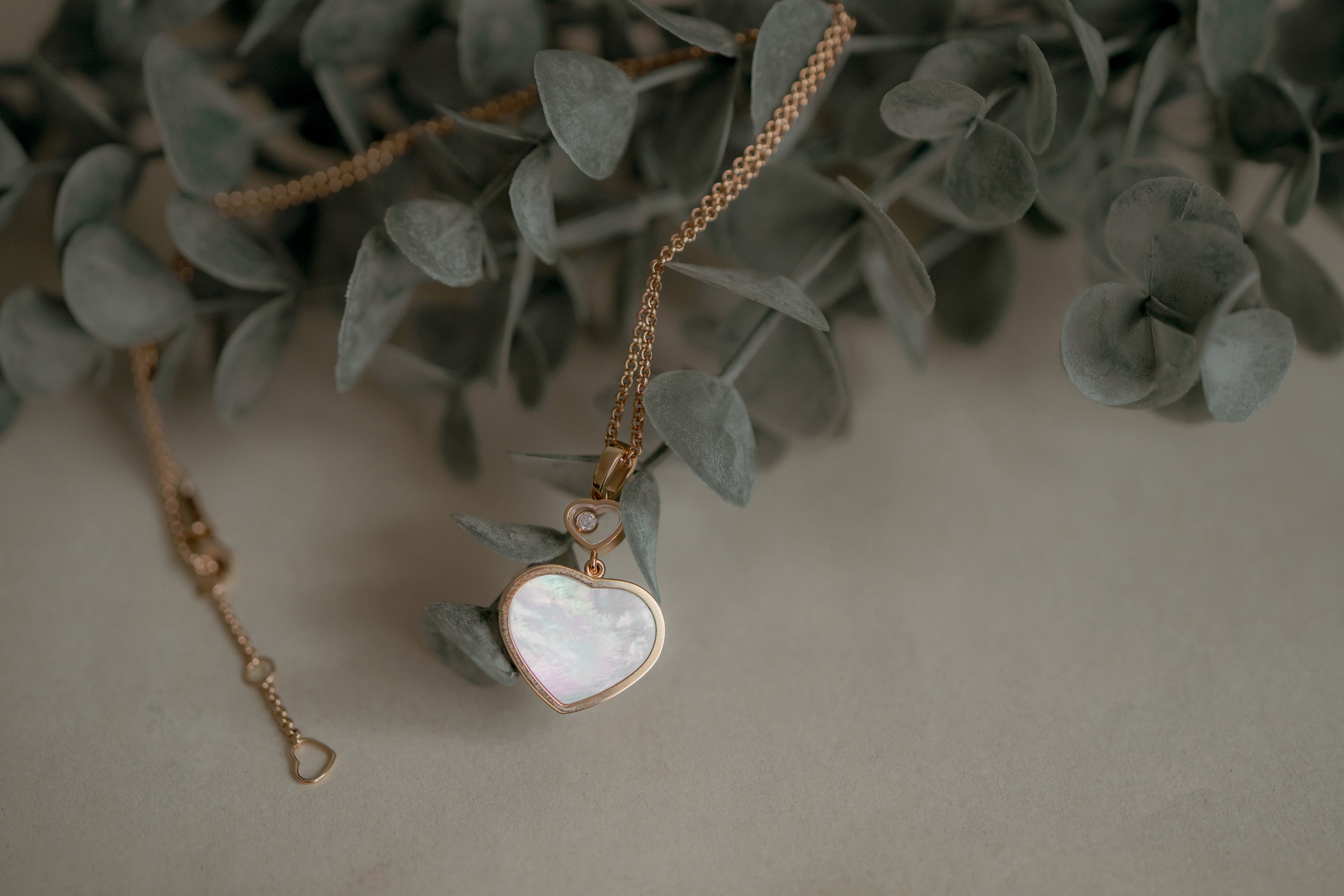 Chopard ショパール マイ ハッピーハート シェル　ネックレス 81A086-5301