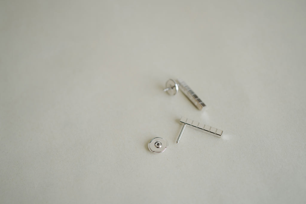 ショパール アイスキューブ ピアス @837702-1002