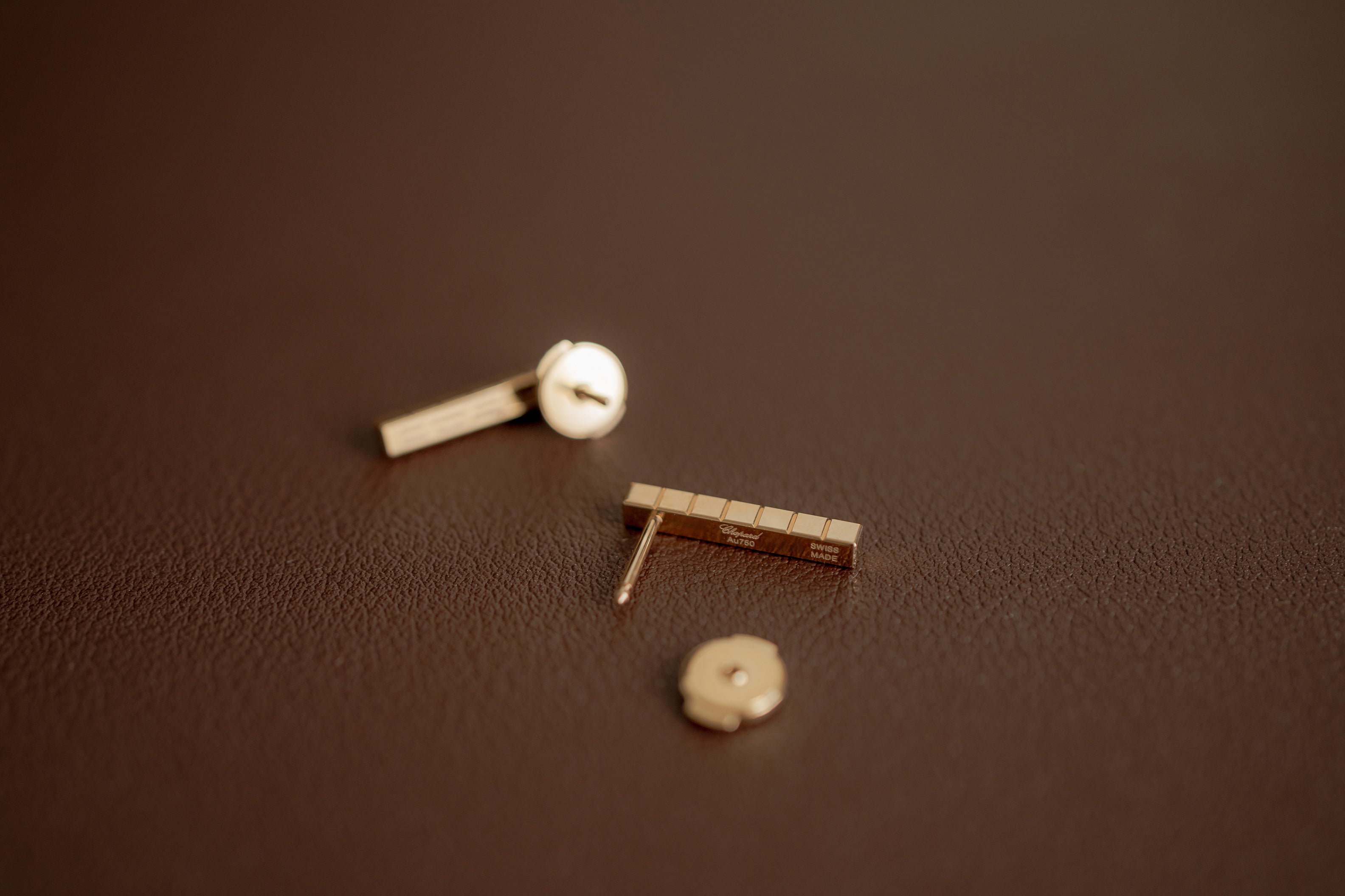 ショパール アイスキューブ ピアス @837702-5002