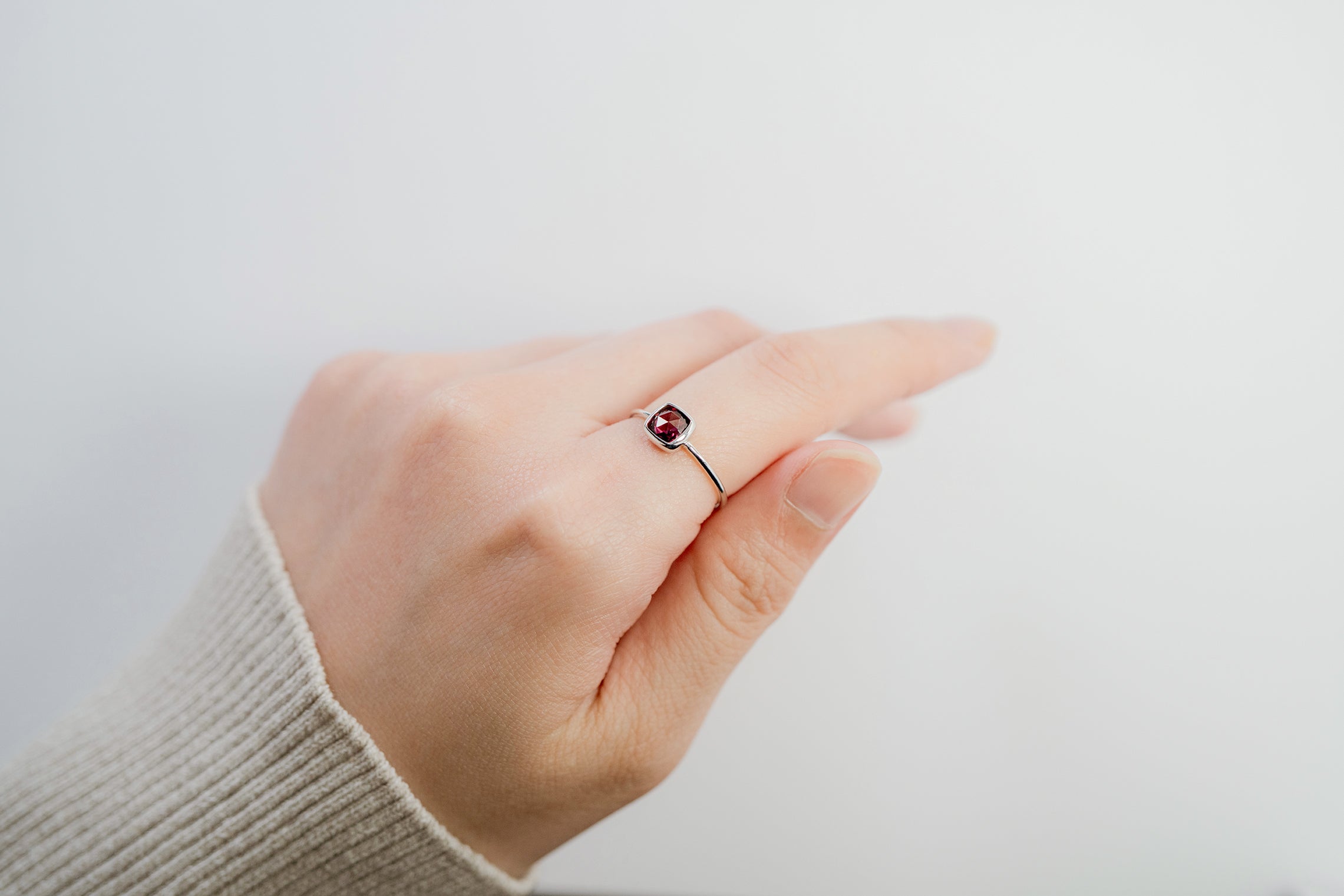 ロードライトガーネット 指輪 10号 97015 – HARADA Jewelry Online