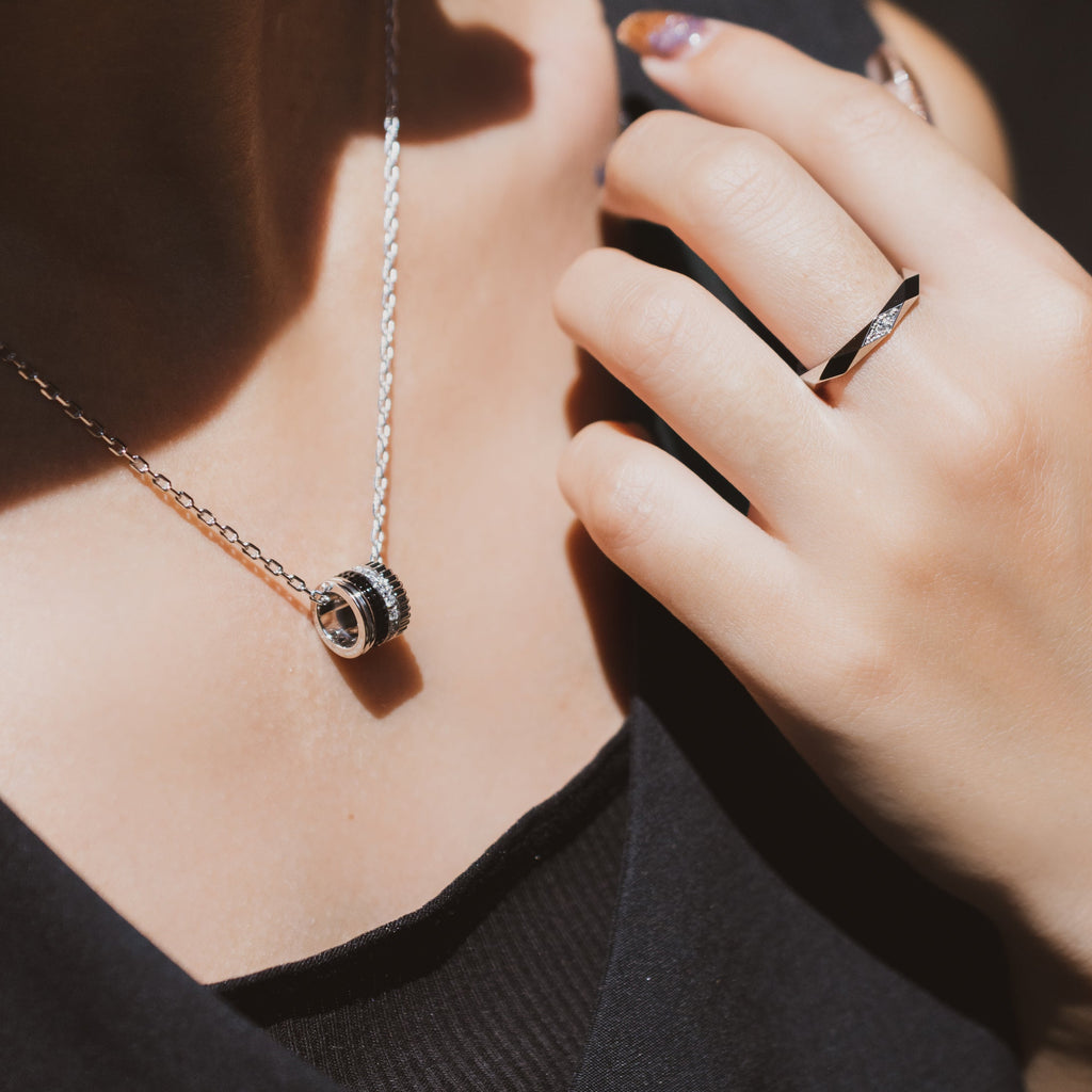 BOUCHERON ブシュロン キャトル ブラック ペンダント ラージ JPN00678