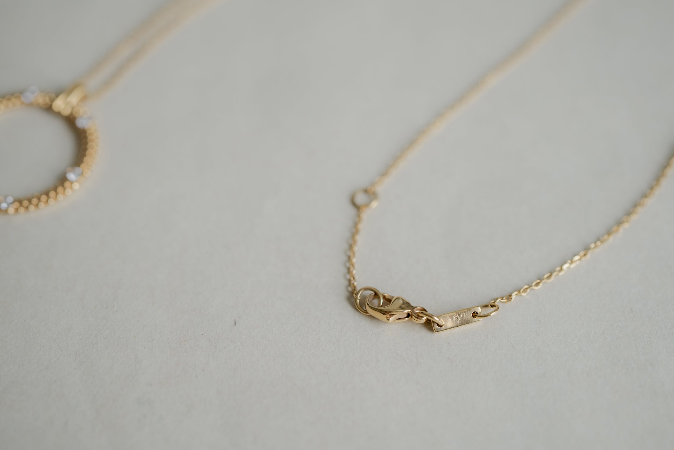 モーブッサン ル・プルミエ・ジュール ペンダント PE0164YGDI