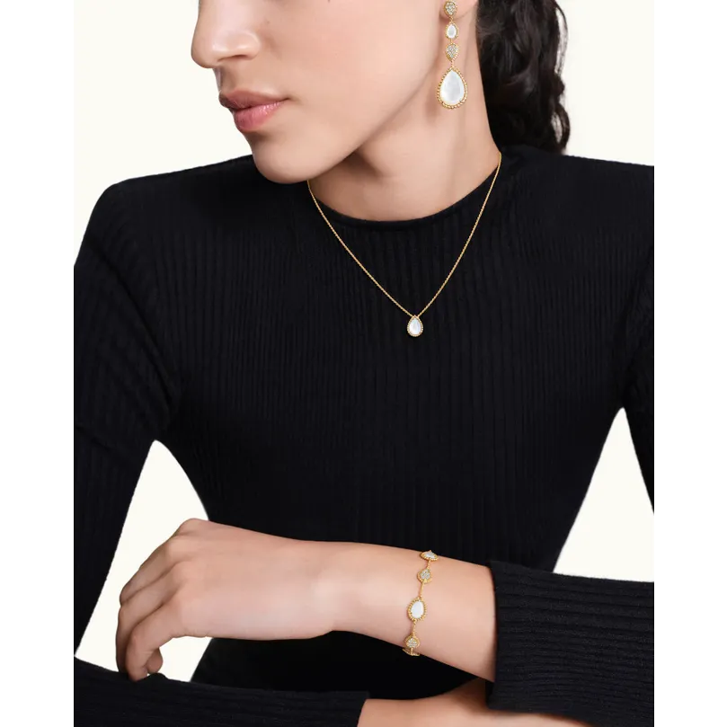 BOUCHERON ブシュロン セルパンボエム ペンダント スモール(マザーオブパール) JPN00562