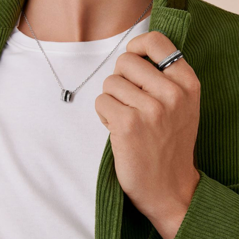 BOUCHERON ブシュロン キャトル ブラック ペンダント ラージ JPN00678